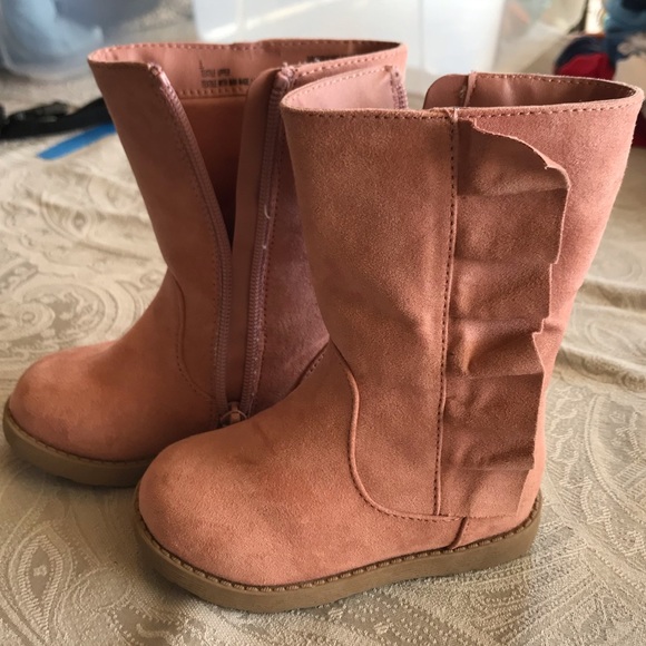 EUC Toddler Girl pink faux suede boots - Picture 1 of 4